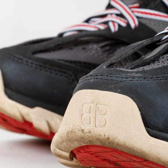 Balenciaga Black and Red Track Trainer - Picture 7 of 13